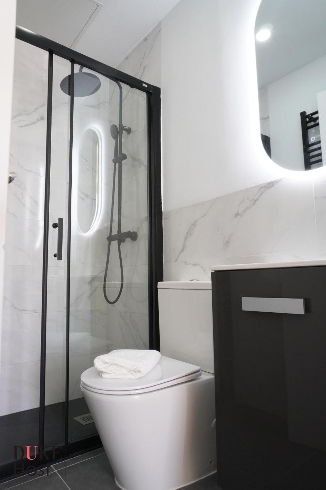 Casa De Huespedes Carabanchel1 Hotel Madrid Luaran gambar